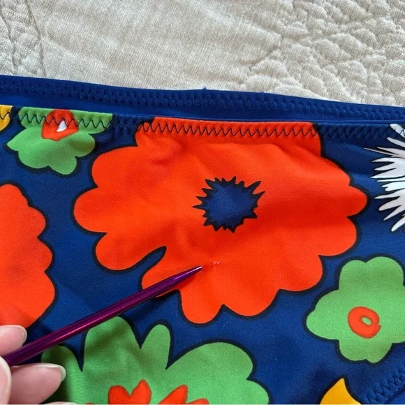 Marimekko x Target Kukkatori print Bikini Set - Top & Reversible Bottoms - Picture 10 of 11